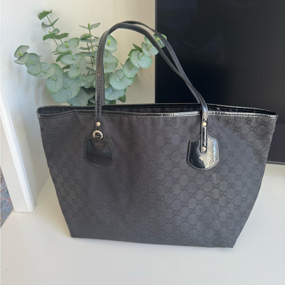 Gucci Jolie GG Black Women's Tote Bag - a Classic!